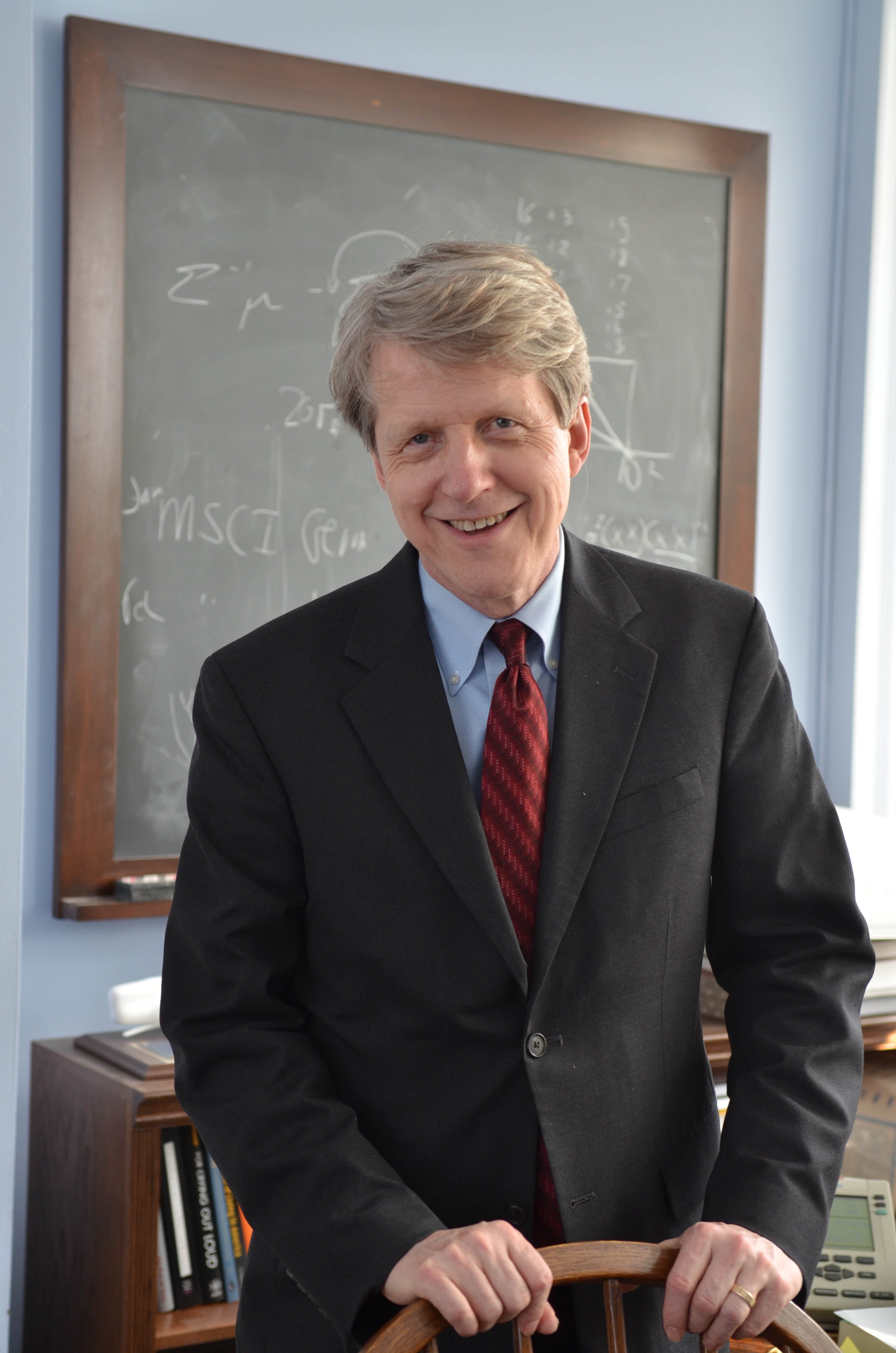 economics expert economics expert