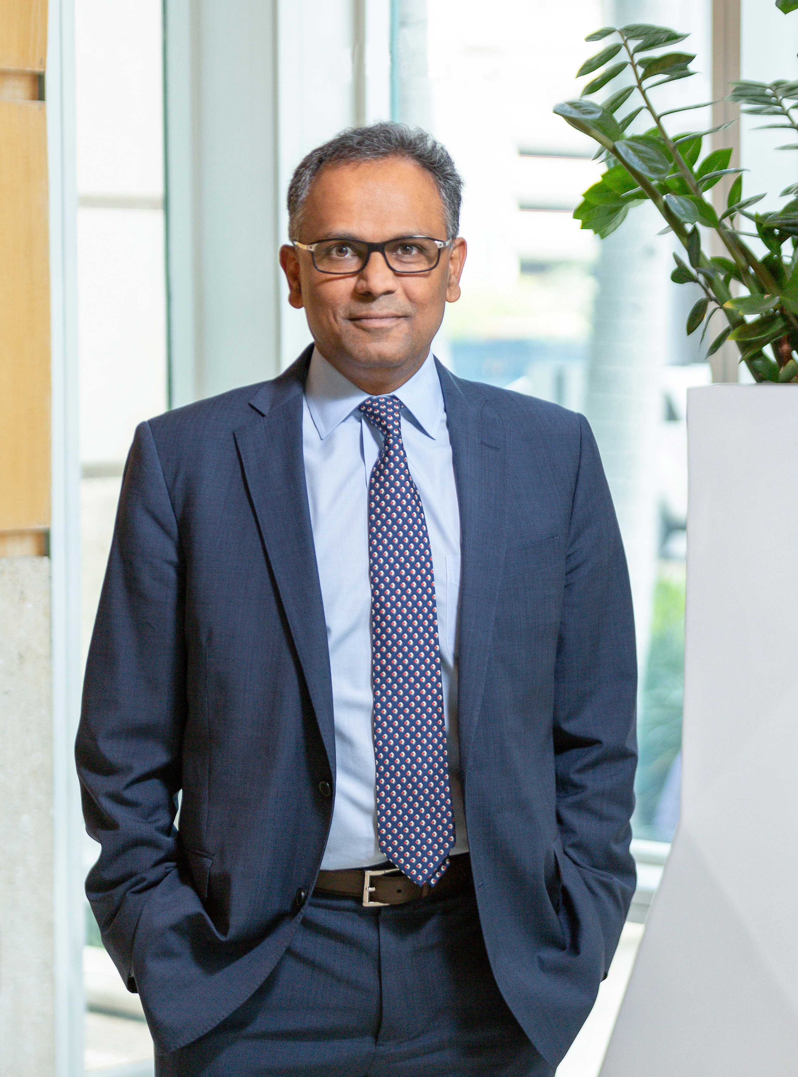 «You can’t have it both ways. Either the economy rolls over, which will lead to Fed cuts. Or the economy does not roll over, but then there won’t be any rate cuts»: Rajiv Jain. (Picture: GQG Partners)
