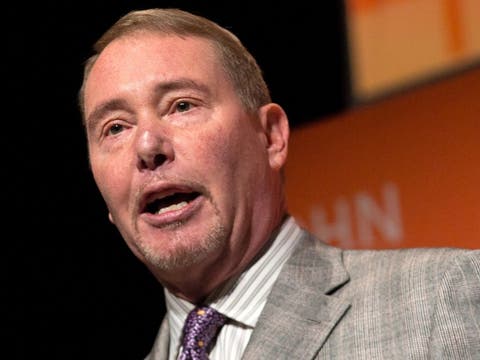 «Bond yields are probably in the process of peaking out. Parts of the yield curve have been inverted for a while, so it’s very reasonable to expect an economic downturn of significance within a year»: Jeffrey Gundlach. (Photo: Bloomberg)