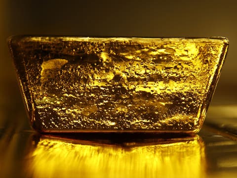 «When this super bubble really starts to collapse and the capitulation comes, who knows how high gold goes»: Fred Hickey.