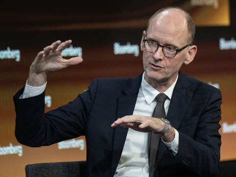 «We came into last year saying ‹recession is coming, recession is coming›, and that turned out to be wrong. Then we came into this year saying ‹Oh, it’s a soft landing, it’s a soft landing›, and maybe that will also turn out to be wrong.»: Torsten Sløk.
