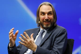 «Вот самая большая проблема на данный момент для желающих выйти на рынок казначейских облигаций: появятся ли иностранные покупатели? Они нам точно нужны, потому что у нас будет больше поставок», — Джеффри Шерман.