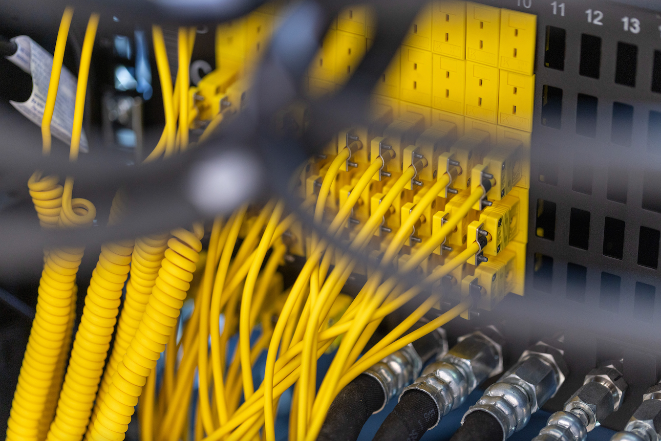 Oracle, CoreWeave, Blue Owl: Risse im finanziellen Unterbau des KI-Booms