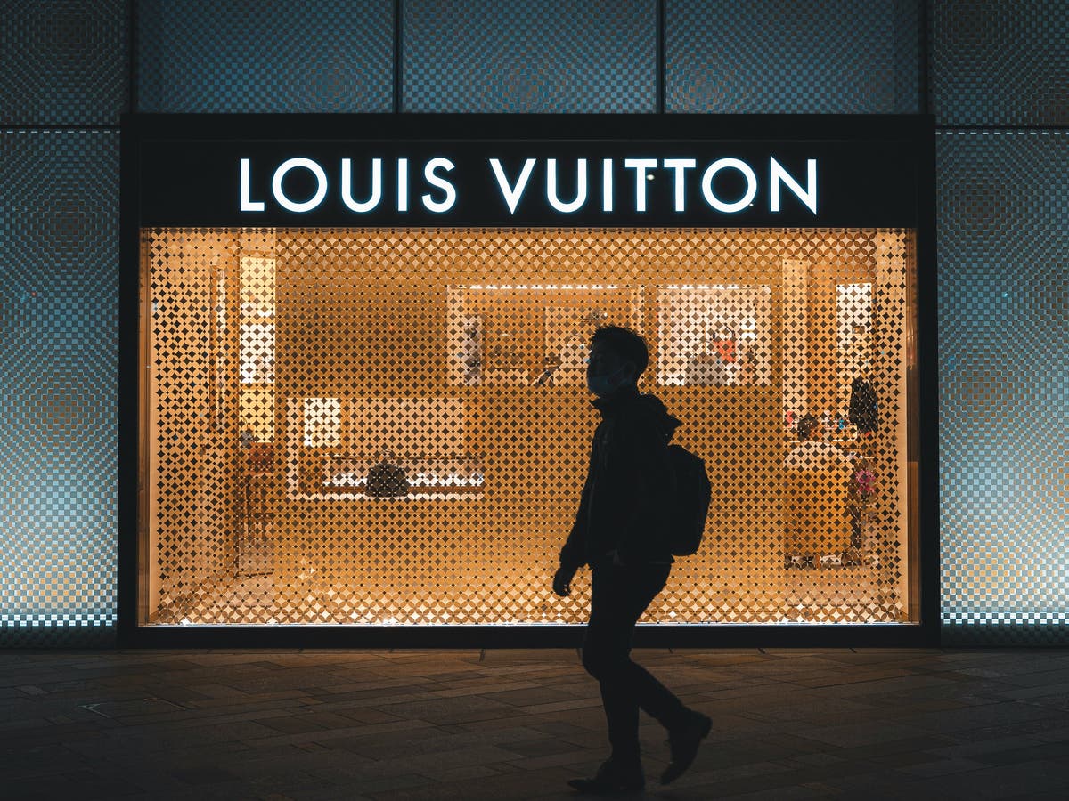 No recovery in sight: The European luxury industry is under pressure