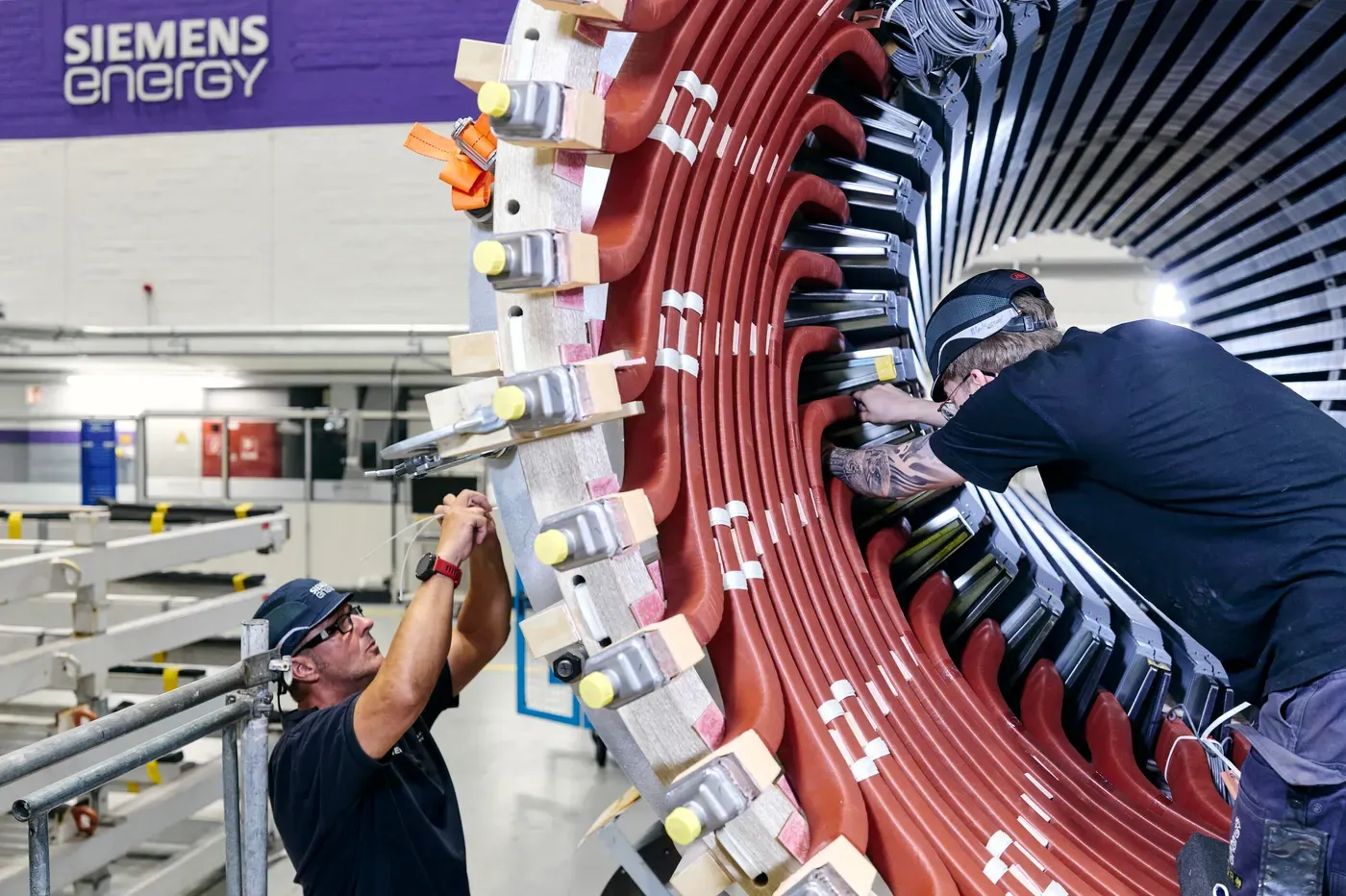 Siemens Energy and Infineon are riding the AI ​​wave, but the winner is ...