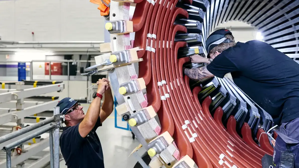 Siemens Energy and Infineon are riding the AI wave, but the winner is ...