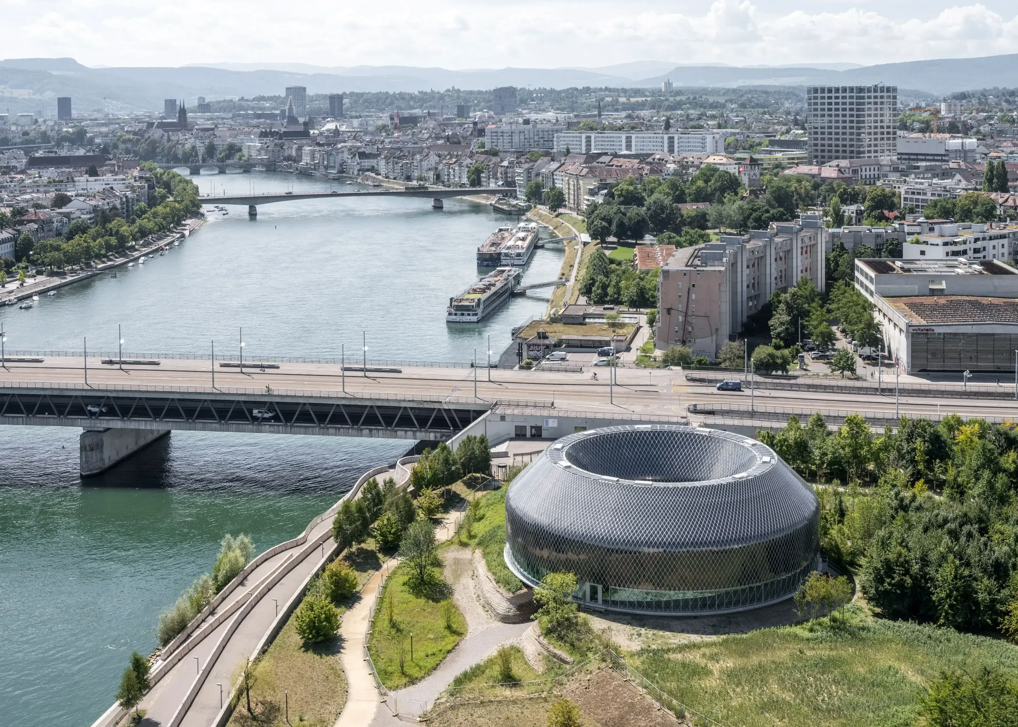 Novartis scores a small victory against Roche - | at least for now