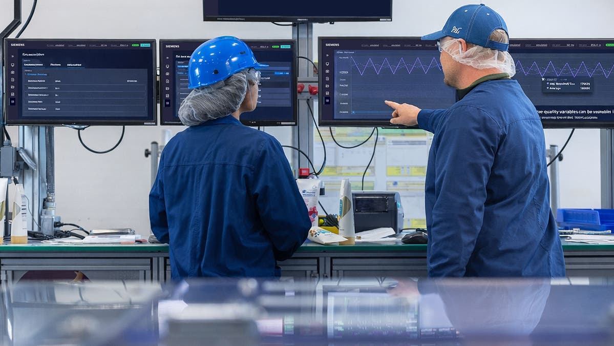 Schneider and Siemens profit from the AI boom, but the DAX-listed ...