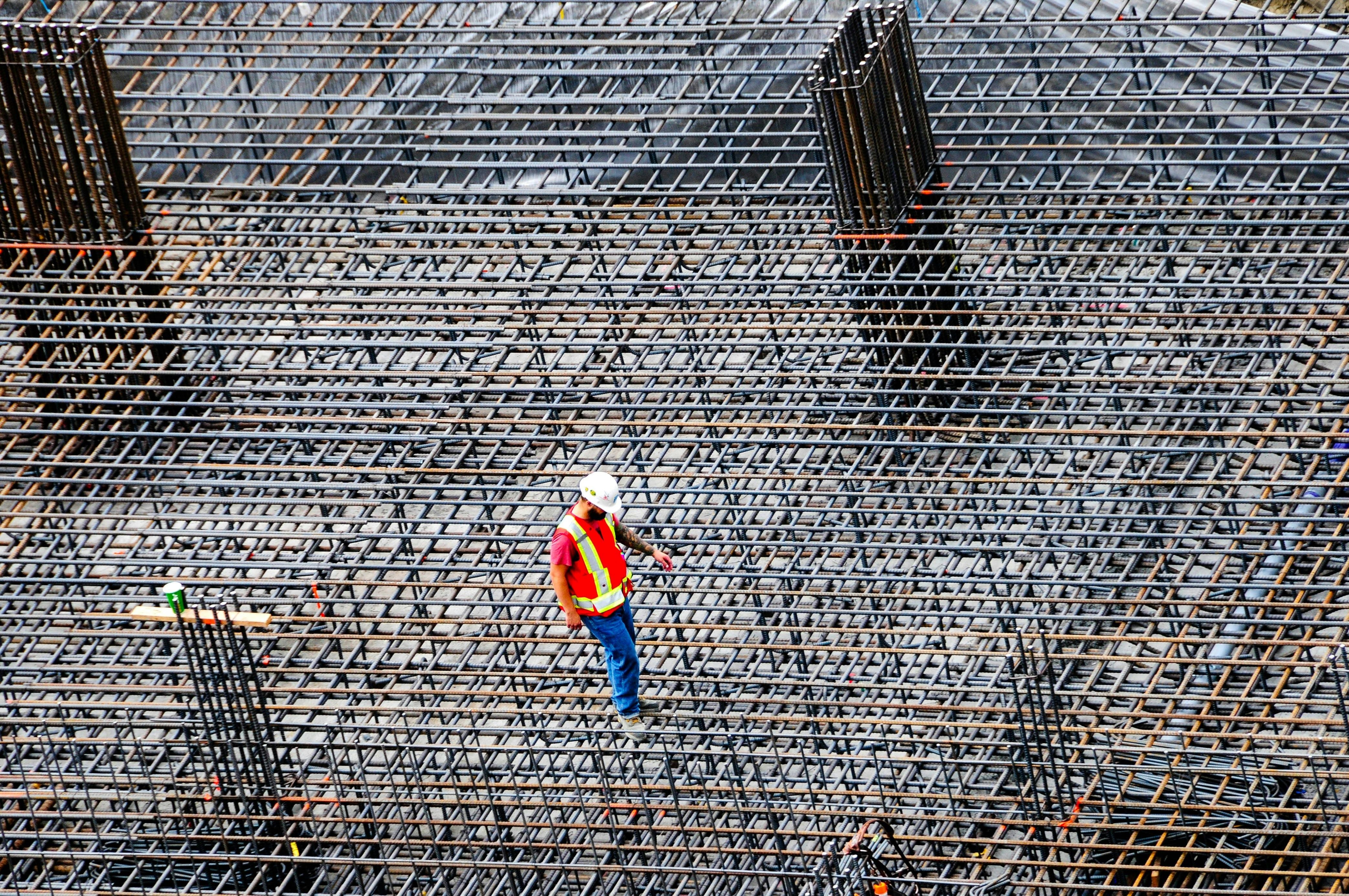 Hohe Energiepreise halten Amrize noch zurück